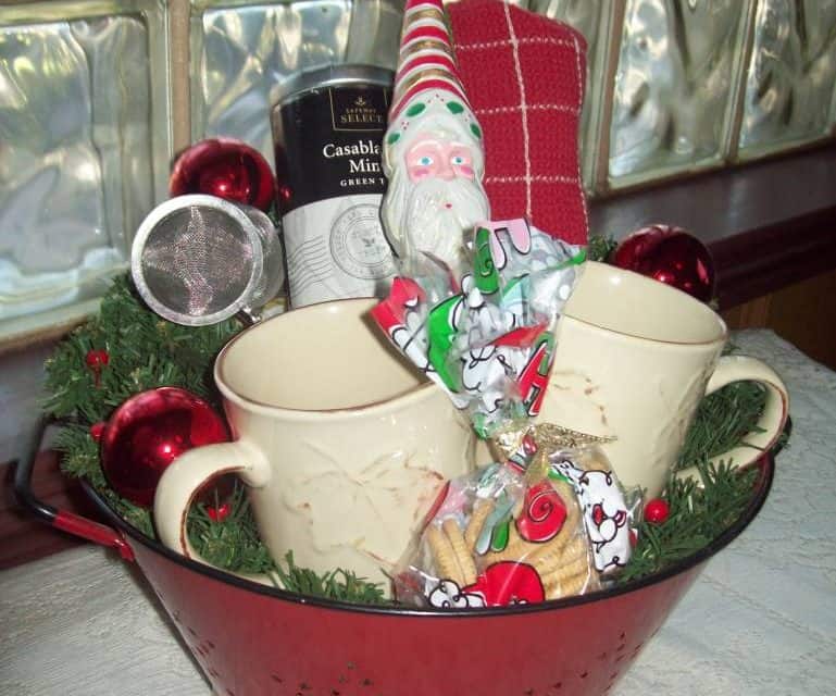 Christmas Tea Basket