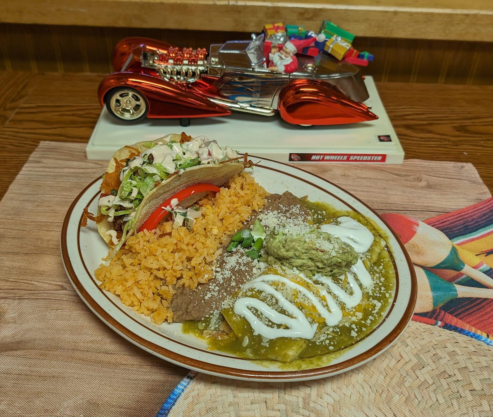 Burros-n-Churros, Carnitas Taco & Enchilada