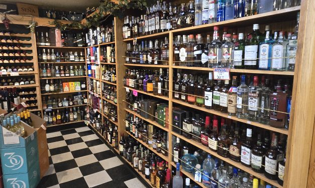 Peninsula Market-Fine Wines-Liquor-Lake Almanor